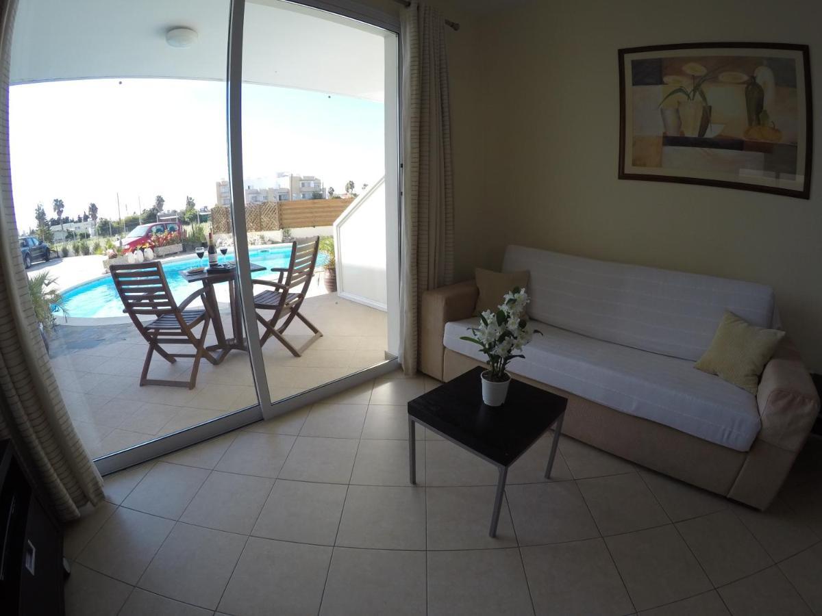 Kato Paphos Suites المظهر الخارجي الصورة