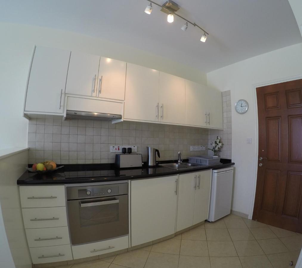 Kato Paphos Suites المظهر الخارجي الصورة