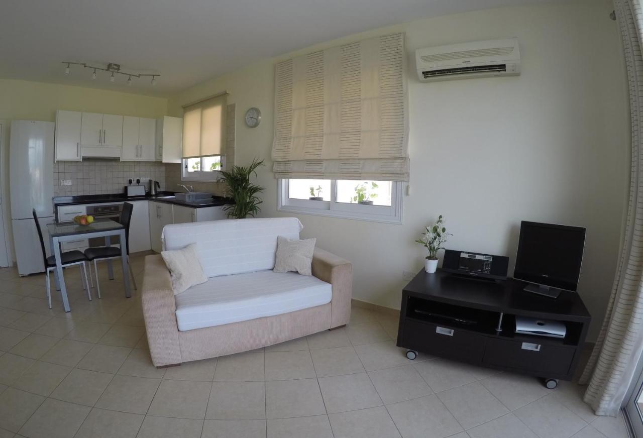 Kato Paphos Suites المظهر الخارجي الصورة