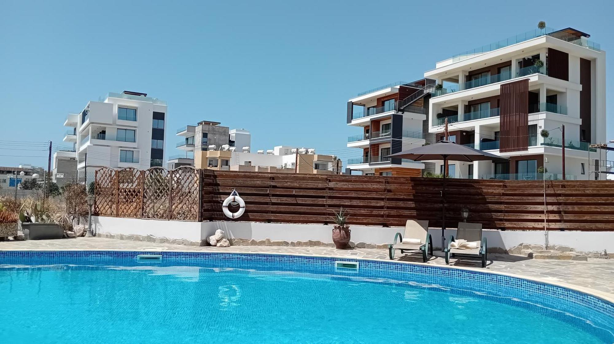 Kato Paphos Suites المظهر الخارجي الصورة