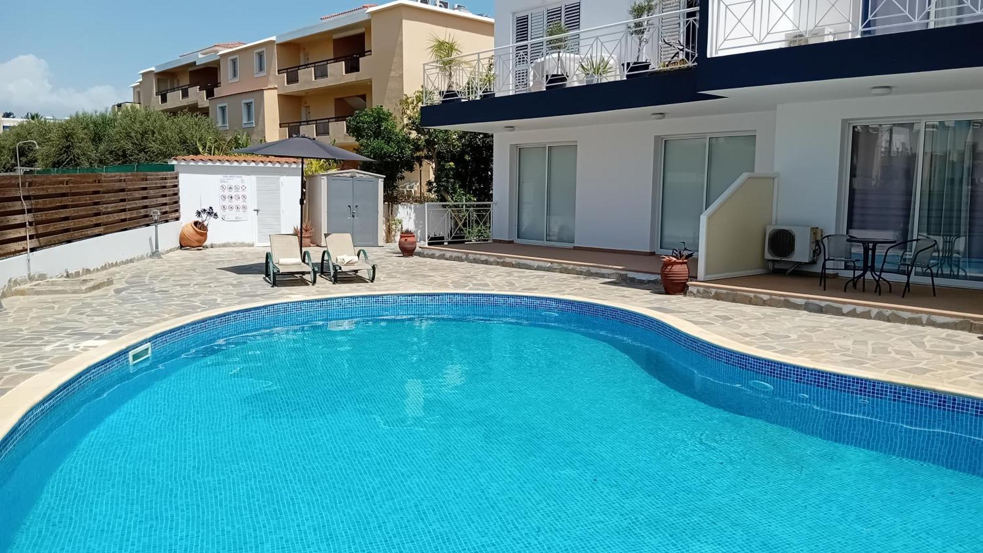 Kato Paphos Suites المظهر الخارجي الصورة