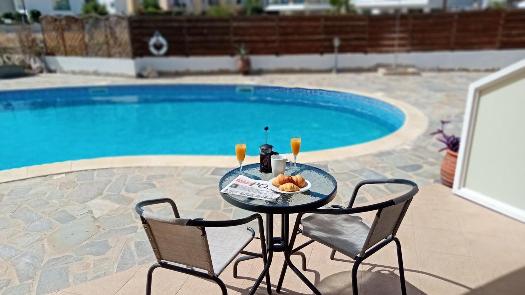 Kato Paphos Suites المظهر الخارجي الصورة