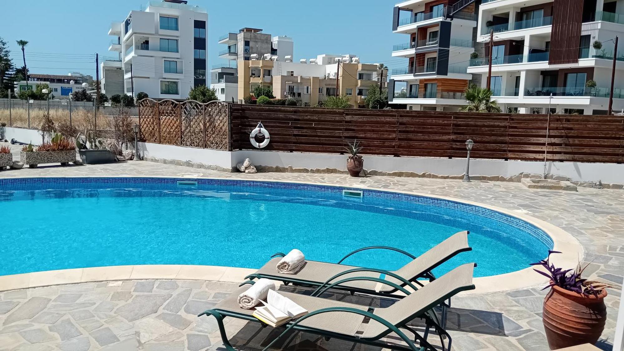 Kato Paphos Suites المظهر الخارجي الصورة