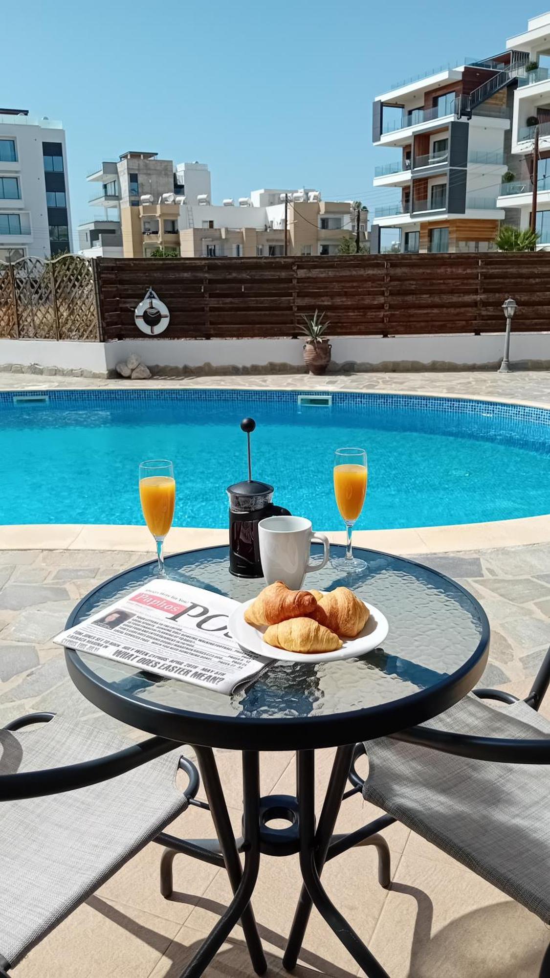 Kato Paphos Suites المظهر الخارجي الصورة
